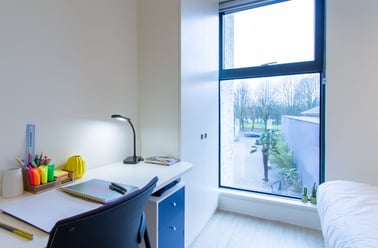 Bronze Studio, Spring Mews, Tinworth Street, Vauxhall, London - Image 2